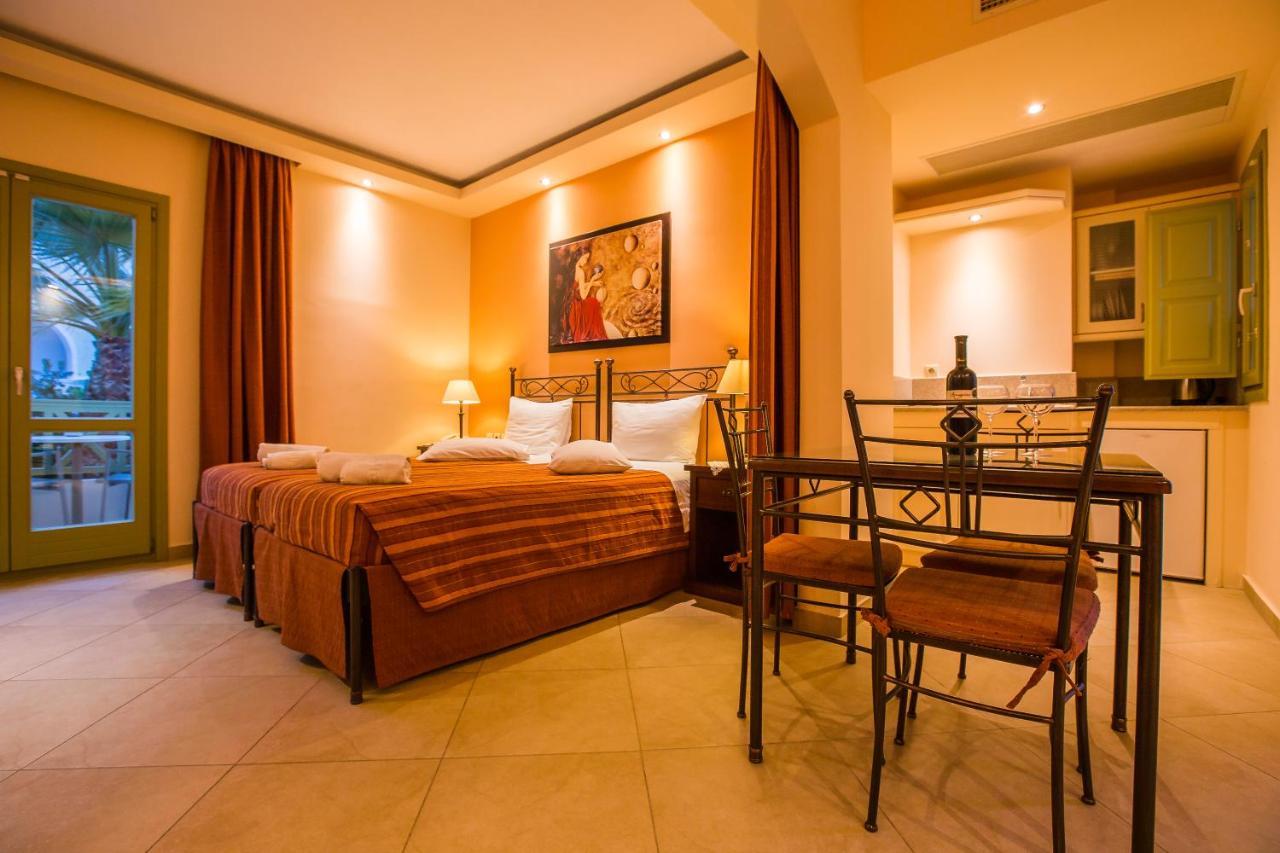 Anassa Deluxe Suites Kamári Exterior foto