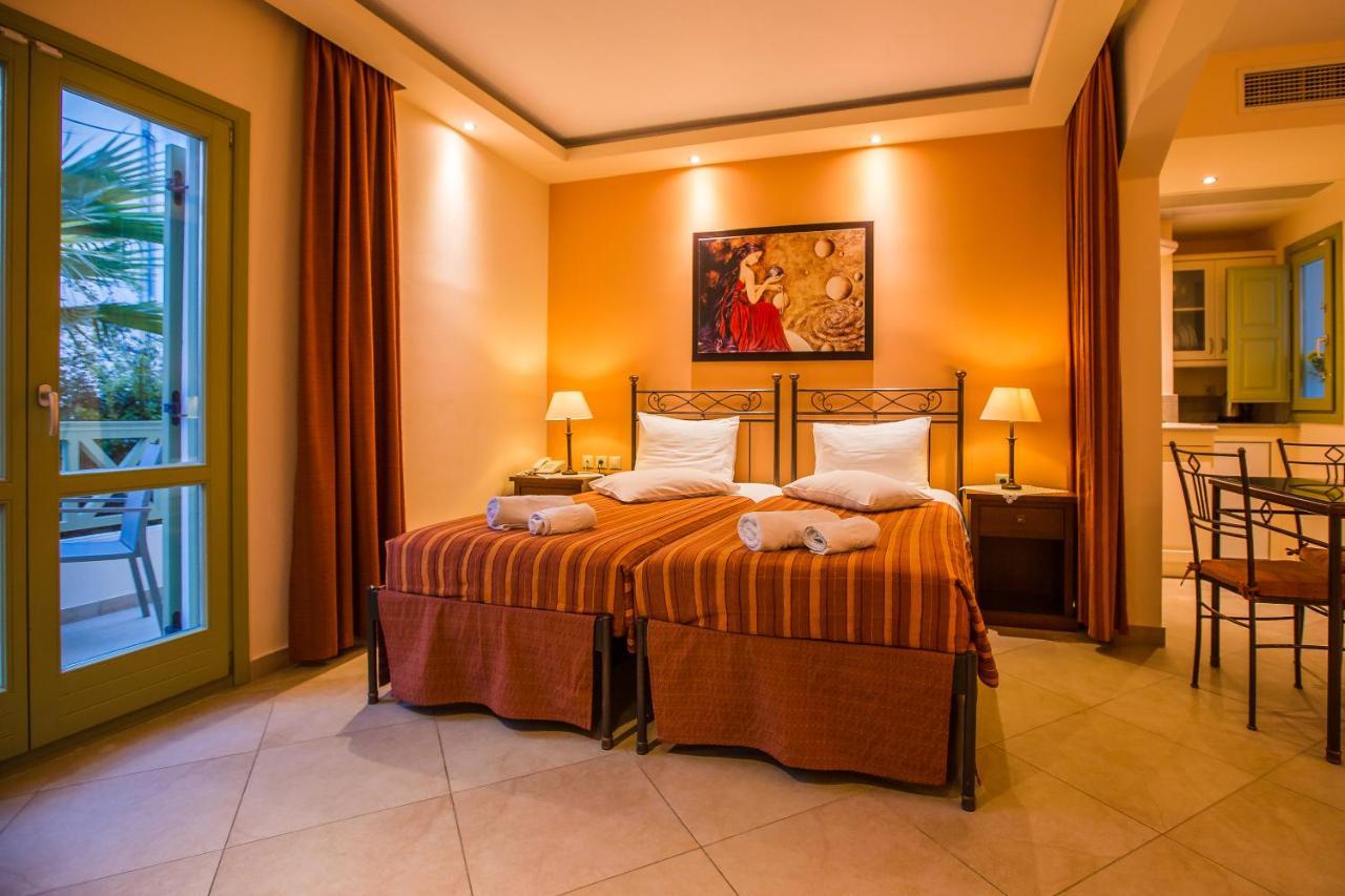 Anassa Deluxe Suites Kamári Exterior foto